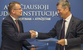 Valstybės kontrolės ir Lietuvos savivaldybių kontrolės ir audito tarnybų bendradarbiavimo sutarimas.