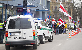 Baltarusijos nepriklausomybės dienos minėjimas prie Baltarusijos ambasados