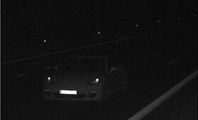 &bdquo;Porsche&ldquo; vairuotojas penkis kartus vir&scaron;ijo greitį