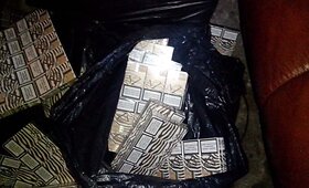 Pareigūnai  aptiko beveik 9 tūkst. pakelių kontrabandinių cigarečių