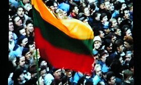 Pristatytas dokumentinis filmas &bdquo;Laužai prie parlamento&ldquo; (nuotraukos) galerija