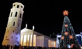 Įžiebta pagrindinė Lietuvos žaliaskarė (nuotraukos) galerija