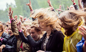 &bdquo;Positivus 2016&ldquo; sekmadienio dienos grupių pasirodymai