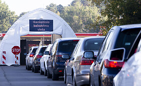 I&scaron;ankstinis balsavimas automobiliu