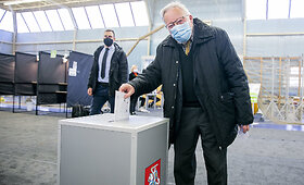 Vytautas Landsbergis balsavo i&scaron; anksto Seimo rinkimų antrajame ture
