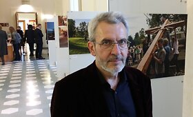 Arūno Baltėno fotografijų paroda &bdquo;Kataliki&scaron;kas liaudies pamaldumas Lietuvoje&ldquo; Vatikano universiteto bibliotekoje