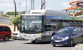 Vie&scaron;ojo transporto žiedą prie Ozo parko okupuoja automobiliai
