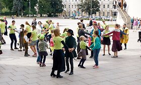 Folkloro ansamblių pasirodymai Vilniaus senamiestyje