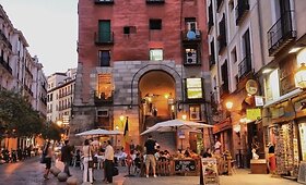 25 Madrido burtai 