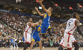 NBA prie&scaron;sezoninės rungtynės: &bdquo;Toronto Raptors&ldquo; &ndash; &bdquo;Golden State Warriors&ldquo;