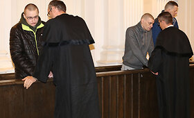 Vilniaus apygardos teisme narpliojama dviejų žmonių nužudymo byla