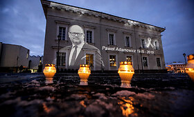 Vilnius pažymi tragi&scaron;kai žuvusio Gdansko mero atminimą