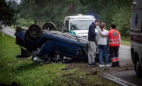 BMW &bdquo;stogo&ldquo; kaltininkas - atsarginis ratas ir greitis