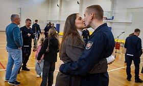 Ugniagesių gelbėtojų mokykloje prisiekė kursantai - būsimi ugniagesiai