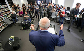 Valentinas Mazuronis pristato kandidato į prezidentus kampaniją