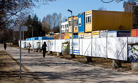 Lazdynų baseino statybos darbai