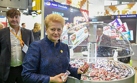 Prezidentė dalyvavo pirmosios tarptautinės Kinijos importo parodos atidaryme