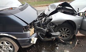 Klaipėdoje i&scaron;gąsdinta &bdquo;Peugeot&ldquo; vairuotoja rėžėsi į VW