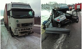 Sunkvežimio ir &bdquo;Toyota&ldquo; avarija Prienų rajone