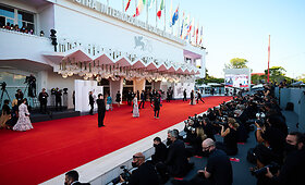 2021-ųjų Venecijos kino festivalio atidarymo ceremonija G.Gražio nuotraukose