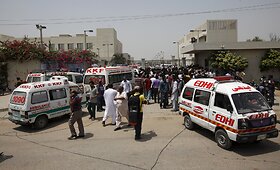 Per kruviną ataką Pakistane žuvo 43 žmonės