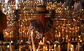 Piligriminėje procesijoje Ispanijoje pagerbiama daugiau nei 700 metų Marijos statula