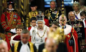 Karalienės vizitas ir kalba i&scaron;kilmingame Didžiosios Britanijos parlamento sesijos atidaryme 