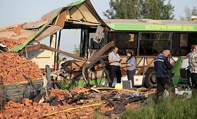Omsko srityje susidūrus sunkvežimiui ir autobusui žuvo 16 žmonių