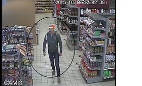 Kaune ie&scaron;komi alkoholinius gėrimus vogę vyrai