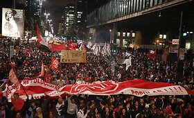 Protestai prie&scaron; Dilmos Rousseff nu&scaron;alinimą