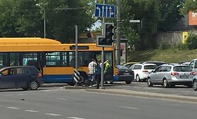 Vilniuje susidūrė autobusas ir &bdquo;VW Golf&ldquo;