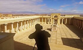Turistas Maroko dykumoje aptiko žymių filmų filmavimo aik&scaron;telę