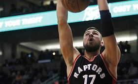 Jonas Valančiūnas su &bdquo;Raptors&ldquo; neatlaikė Finikso kar&scaron;čio