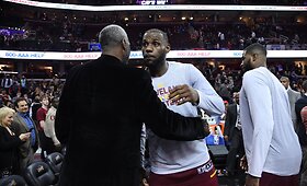 Klivlande &ndash; Carmelo Anthony ir LeBrono Jameso akistata