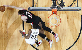 &bdquo;Trail Blazers&ldquo; į &bdquo;Pelicans&ldquo; gynybą atsimu&scaron;ė kaip į sieną