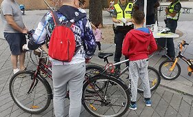 Kauniečiai domėjosi saugiu elgesiu kelyje: aktualiausios &ndash; važiavimo paspirtuku taisyklės