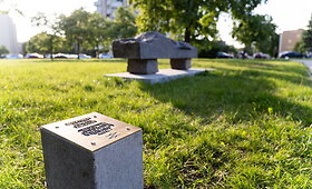 Stasio Žirgulio skulptūrų kolekcija Kauno Kalniečių parke
