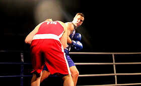 Bokso kova: Tadas Tama&scaron;auskas (Vilnius) prie&scaron; Lauri Korhonen (Suomija)