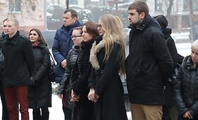 Lengvosios atletikos maniežo lentelės atidengimu pagerbtas prof. A.Stanislovaičio atminimas