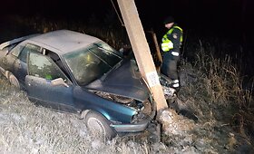&Scaron;ilutėje &bdquo;Audi&ldquo; vairuotojas i&scaron;vertė elektros stulpą