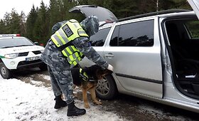 Žemaitijoje policija tikrino vairuotojų blaivumą