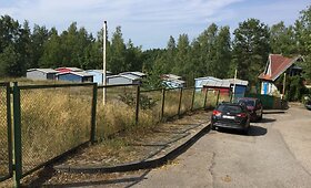 Nidos centre pastatyti nelegalūs nameliai