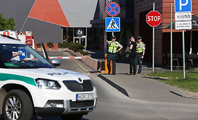 Prekybos centre "Molas" prane&scaron;imas apie padėtą sprogmenį
