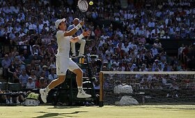 Andy Murray sutriu&scaron;kino varžovą ir žengė į trečią Vimbldono etapą