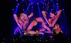 &bdquo;Depeche Mode&ldquo; koncerto akimirkos