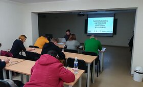 Akimirkos i&scaron; Nacionalinės viktorinos įvairiuose Lietuvos ir užsienio miestuose