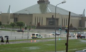 Po smarkios liūties skendo Mažeikių miesto gatvės galerija