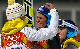 Sočio žaidynių debiutinėse moterų &scaron;uolių nuo tramplino varžybose auksą i&scaron;kovojo vokietė Carina Vogt