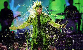 Los Andžele praūžė 27-ieji &bdquo;Kids&lsquo; choice&ldquo; apdovanojimai