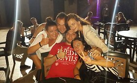 Nerilė Senulytė su drauge mėgavosi Turkijos saule